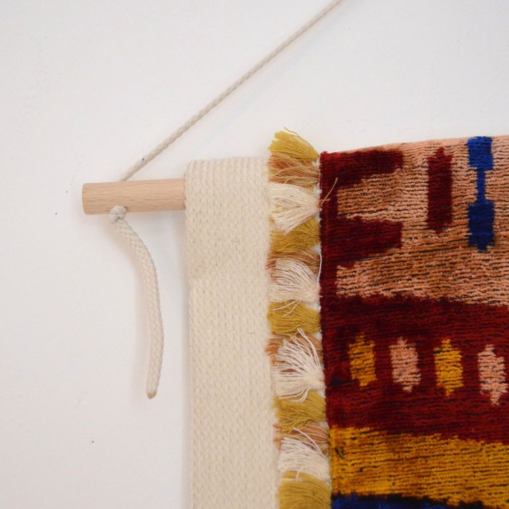 Autres décorations murales - Tenture murale - Tissu précieux d'Asie Centrale - Pièce unique - L'ATELIER DES CREATEURS