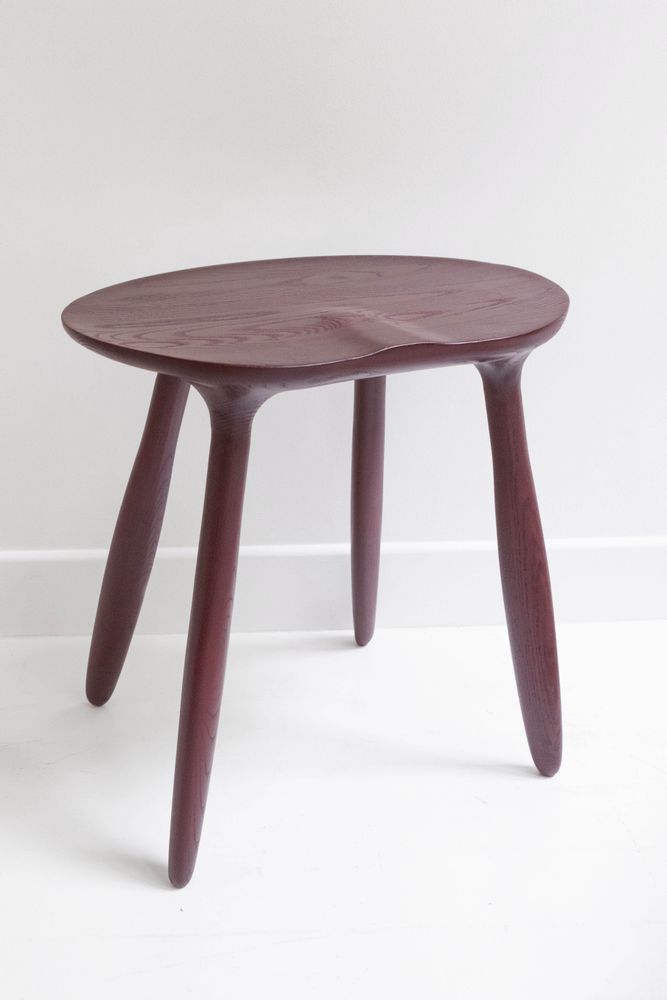 Stools for hospitalities & contracts - Walnut Daiku Stool by Victoria Magniant - VICTORIA MAGNIANT POUR GALERIE V