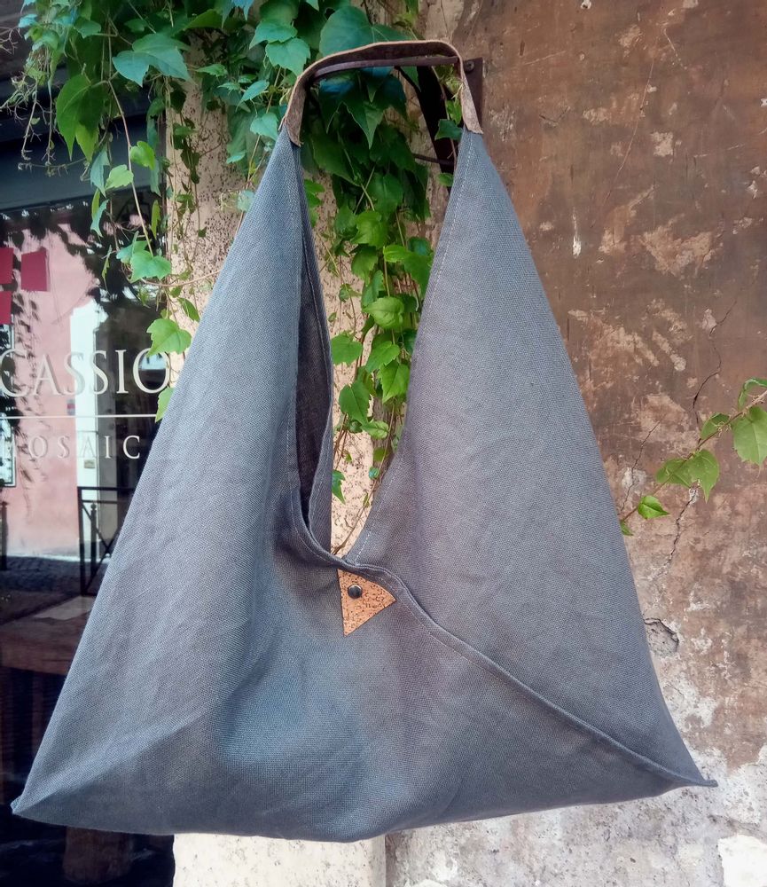 Bags and totes - Handmade origami Makubo shoulder bag handbag in linen and cork - ELENA KIHLMAN