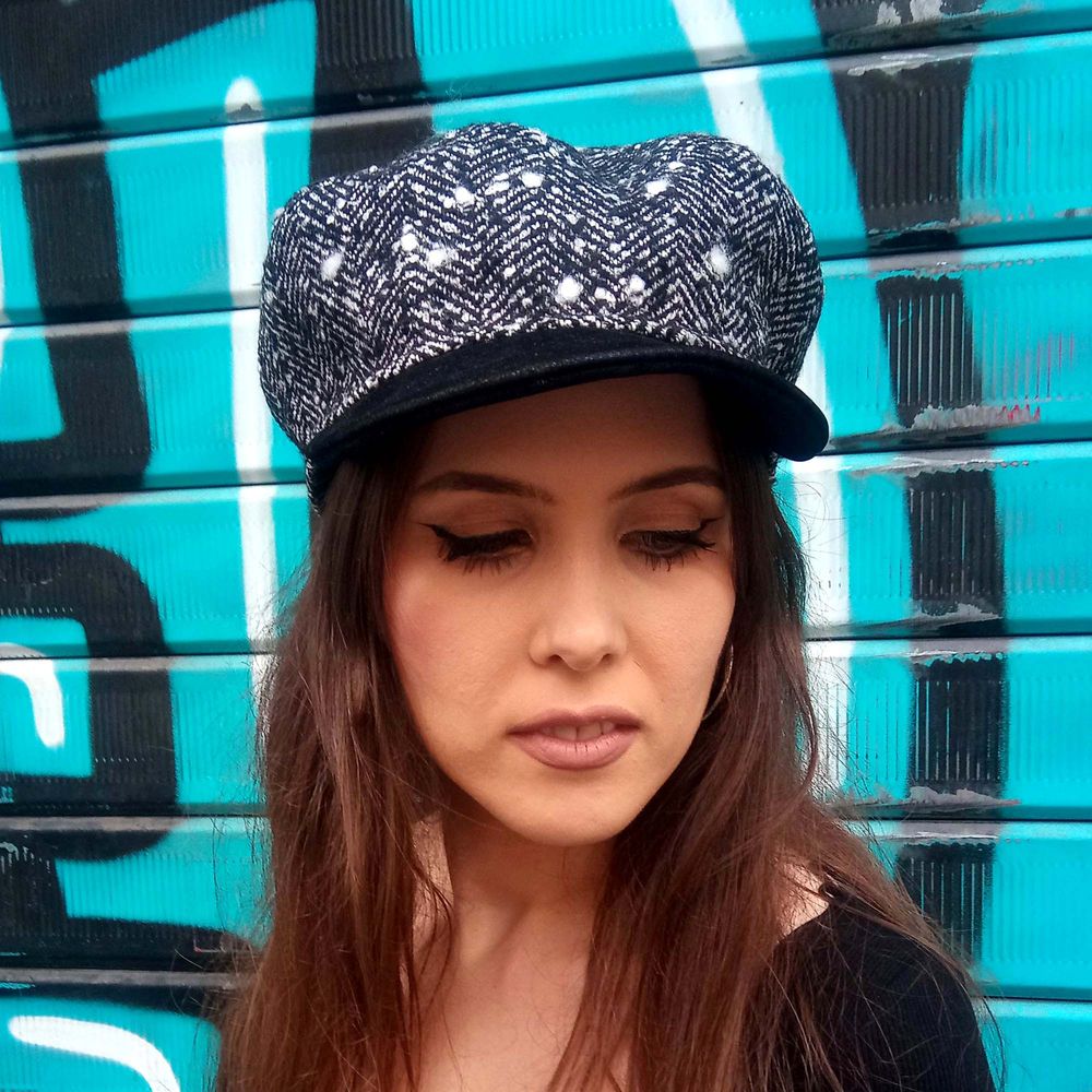 Chapeaux - Chapeaux faits à la main en lin et en laine - ELENA KIHLMAN