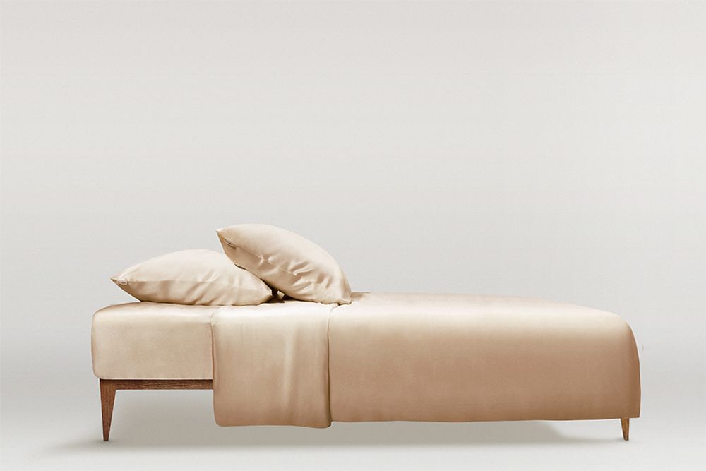 Bed linens - Silk Pillowcases and bedding - BY DARIIA DAY