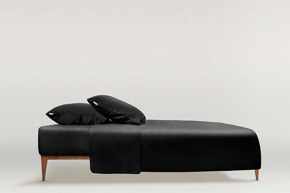 Bed linens - Silk Pillowcases and bedding - BY DARIIA DAY