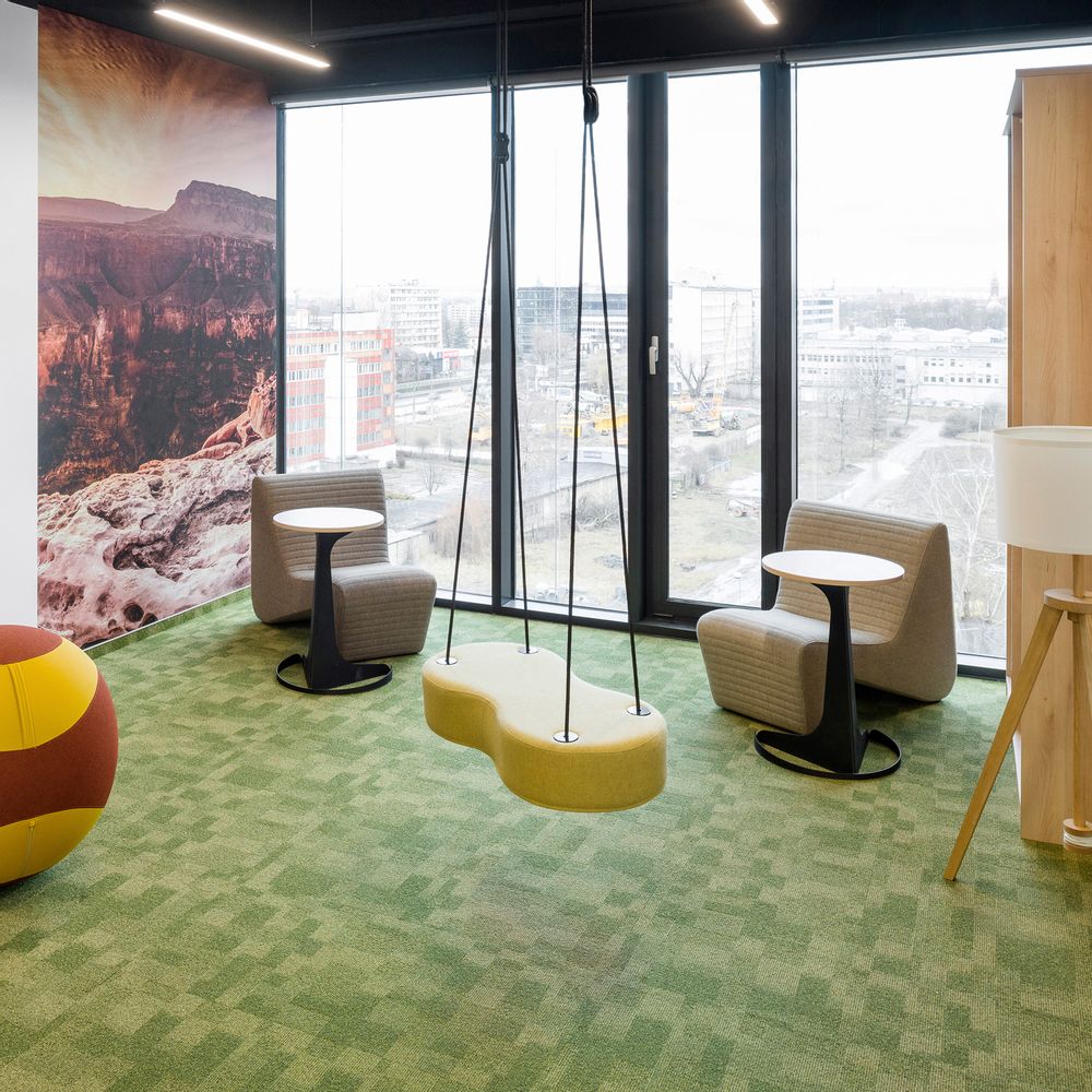 Office design and planning - TAPA SWING - NOWY STYL