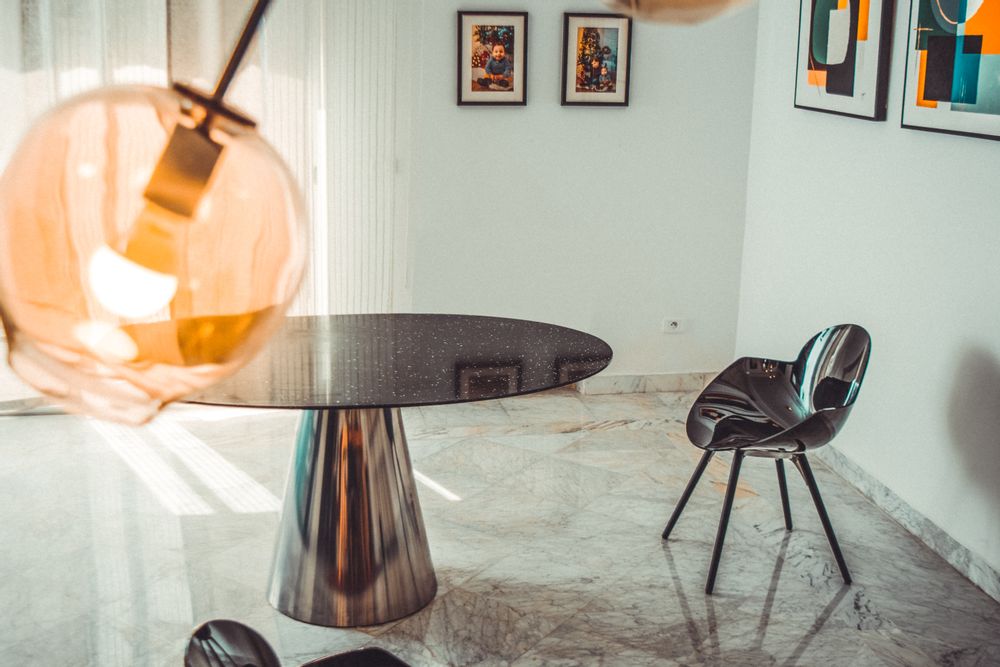 Tables Salle à Manger - Galaxy/table à manger - ATMOSPHÈRE INTÉRIEURE