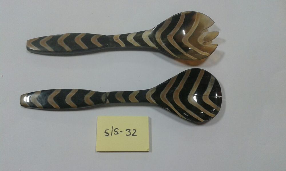 Quincaillerie d'art - Ensembles de table à salade/couverts (corne, os, bois et métal) - SS EXPORTS