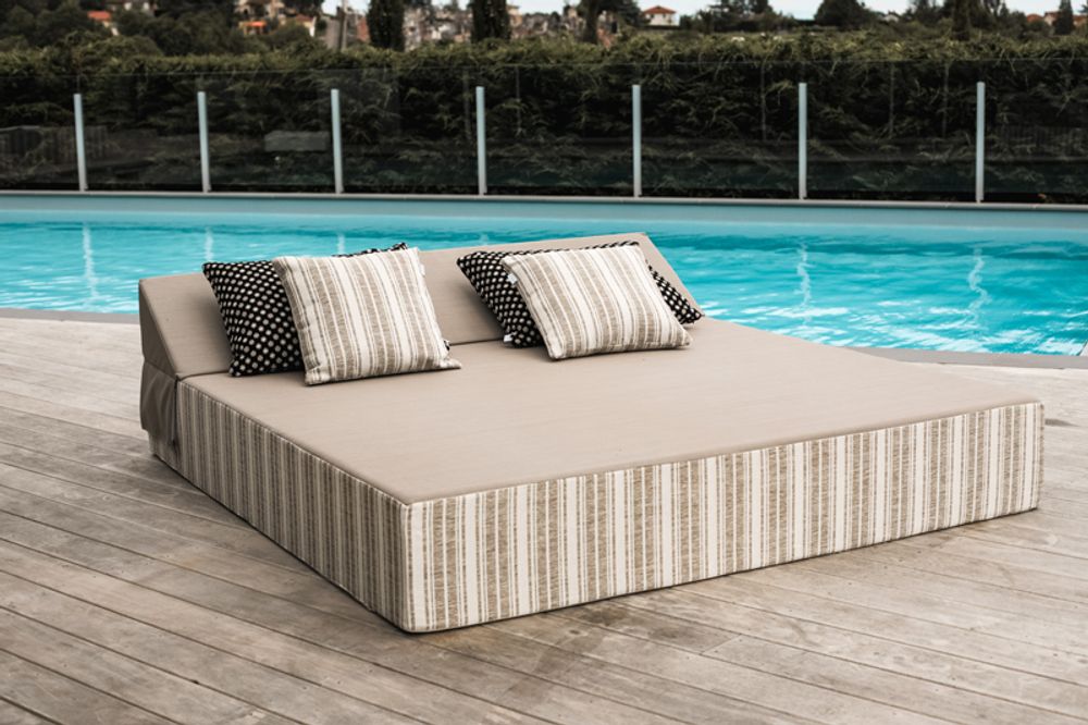 Deck chairs - JUSTINE | Beach and Poolside bed - COZIP