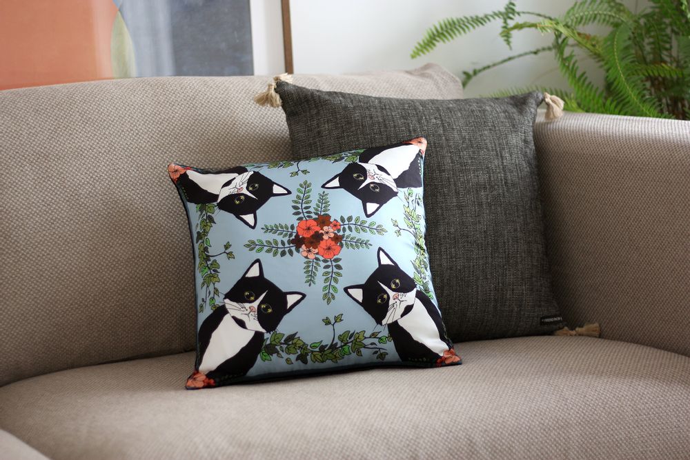 Fabric cushions - CLEO Silk cushion - MY FRIEND PACO