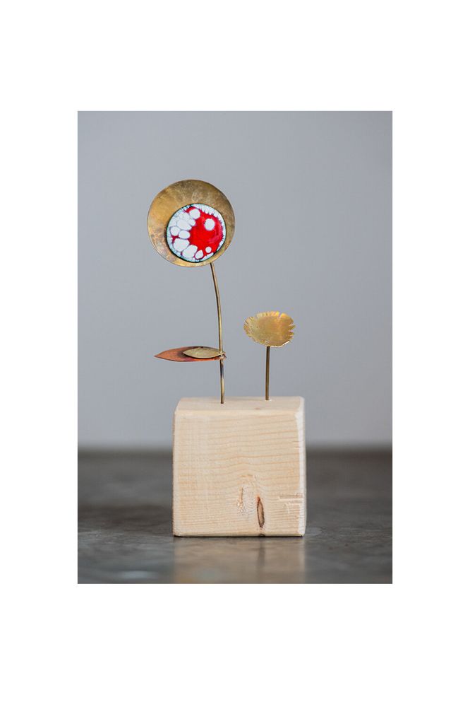 Jewelry - Square Base Flower - ELZA PEREIRA