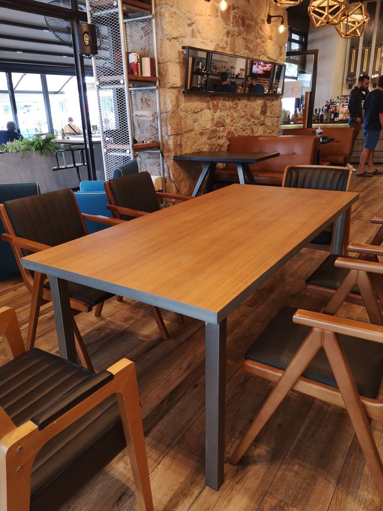 Dining Tables - Table with african walnut top and steel bases type parson - LIVING MEDITERANEO