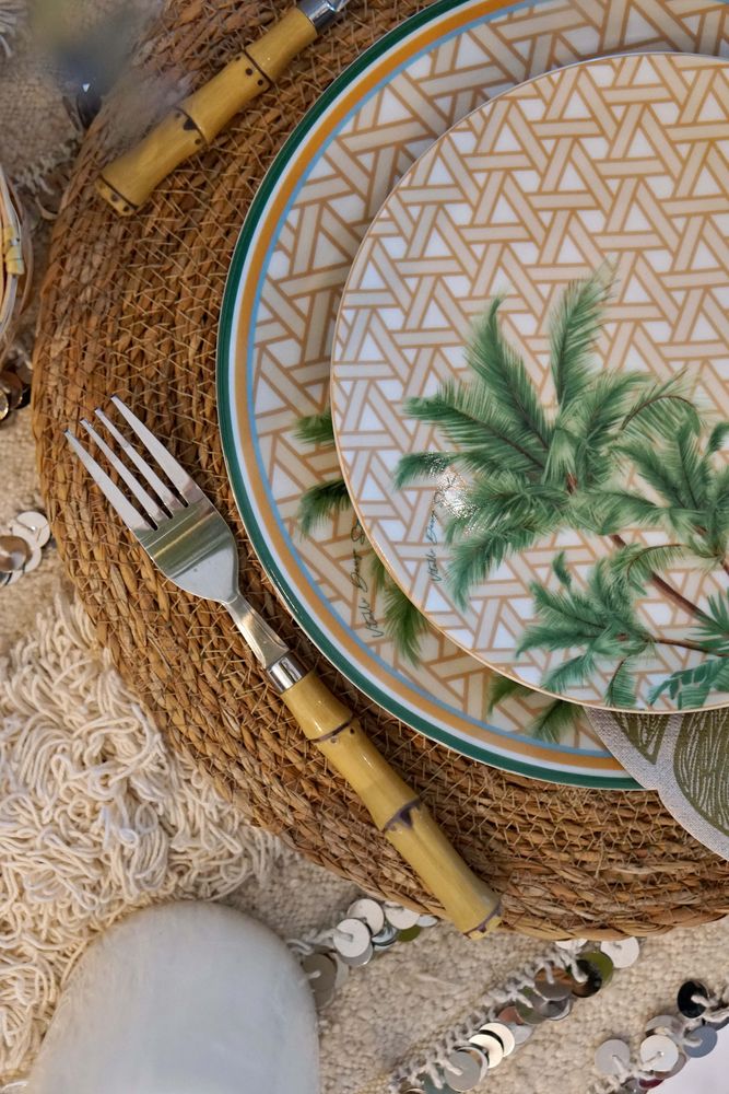 Couverts & ustensiles de cuisine - Assiette en porcelaine à motifs palmiers Hazeran 20 cm - VITELLI DESIGN STUDIO