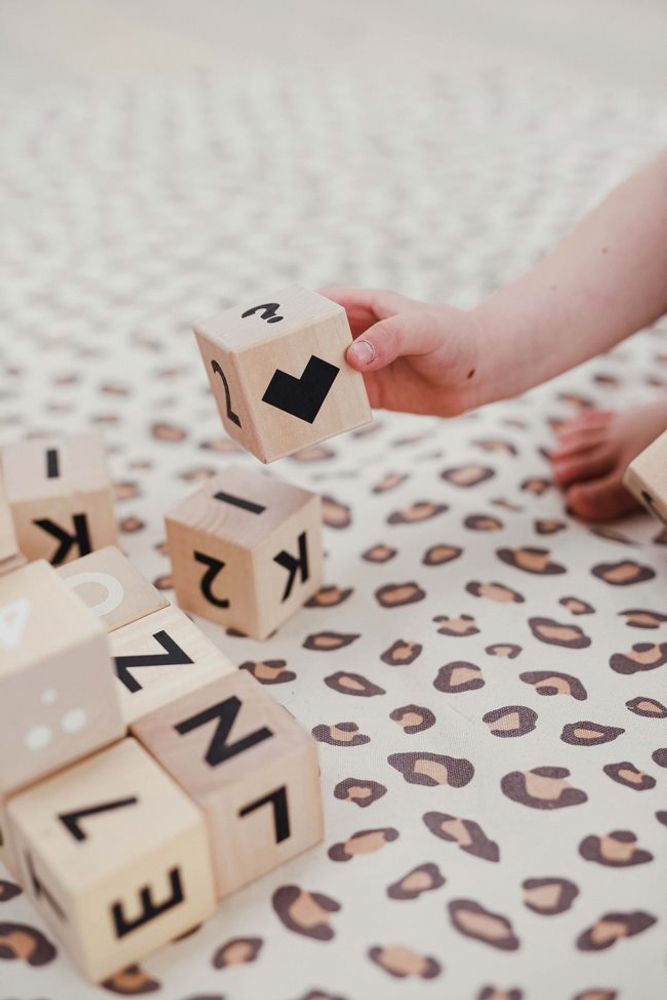Toys - Math Blocks - Ten wooden math-themed blocks with emojis in a cotton linen sack - OOH NOO