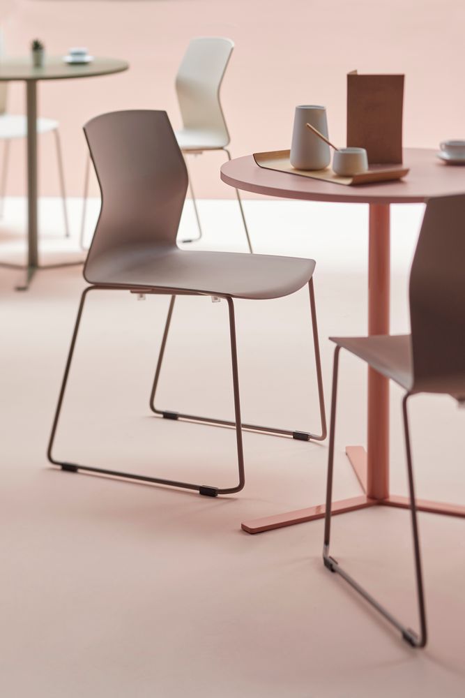 Sièges pour collectivités - Chaise Kabi Wire - AKABA