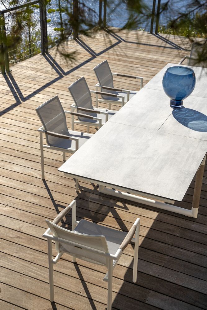 Lawn tables - BASTINGAGE extending table - LES JARDINS