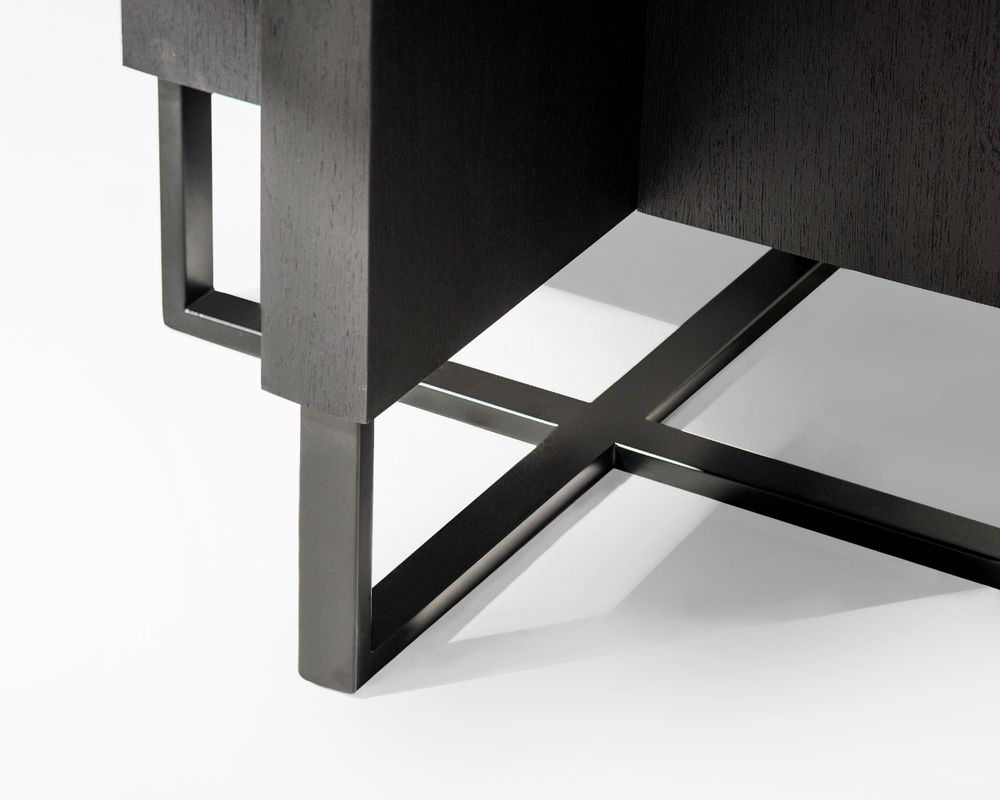Design objects - Malino Round Dining Table - LARISSA BATISTA
