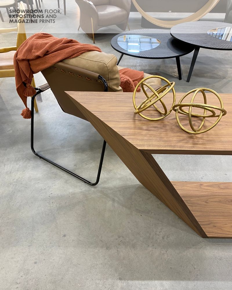 Design objects - Escher Console Table - LARISSA BATISTA
