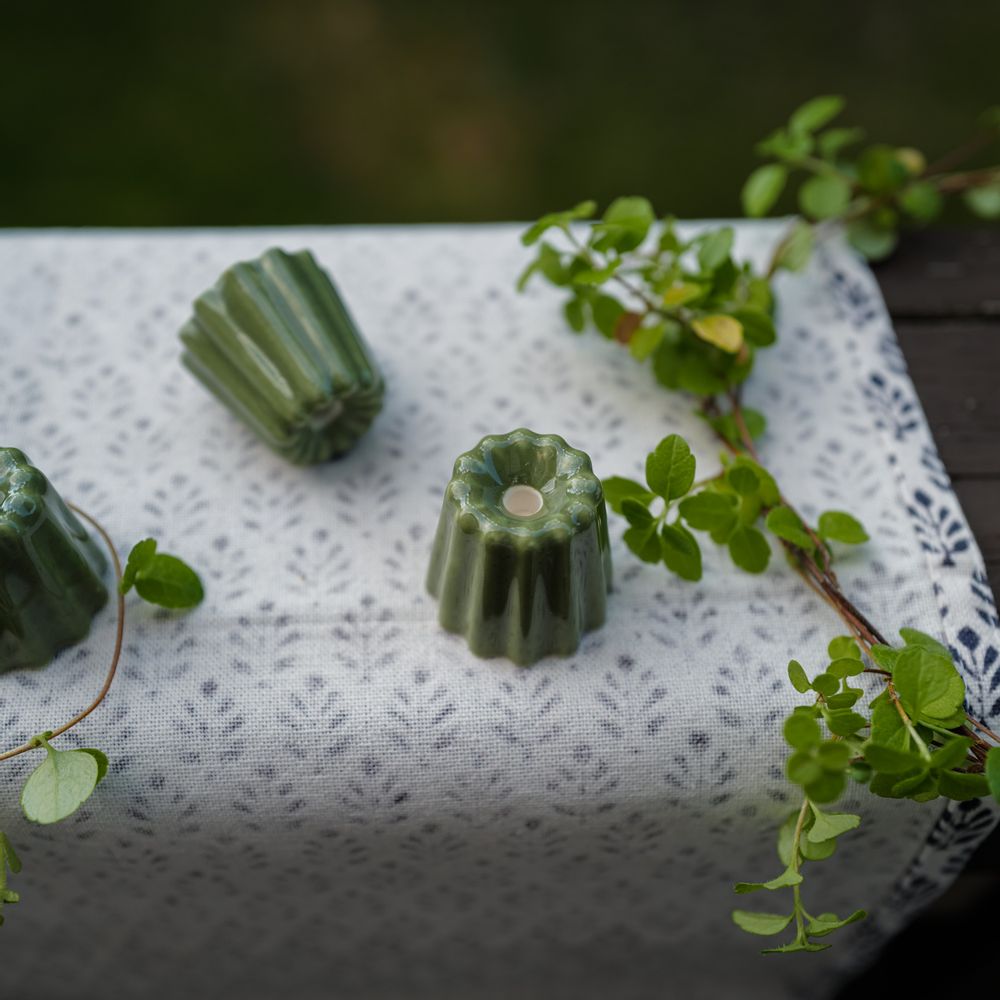 Objets de décoration - CANELE EN PORCELAINE VERT D'ETE - OVO THINGS
