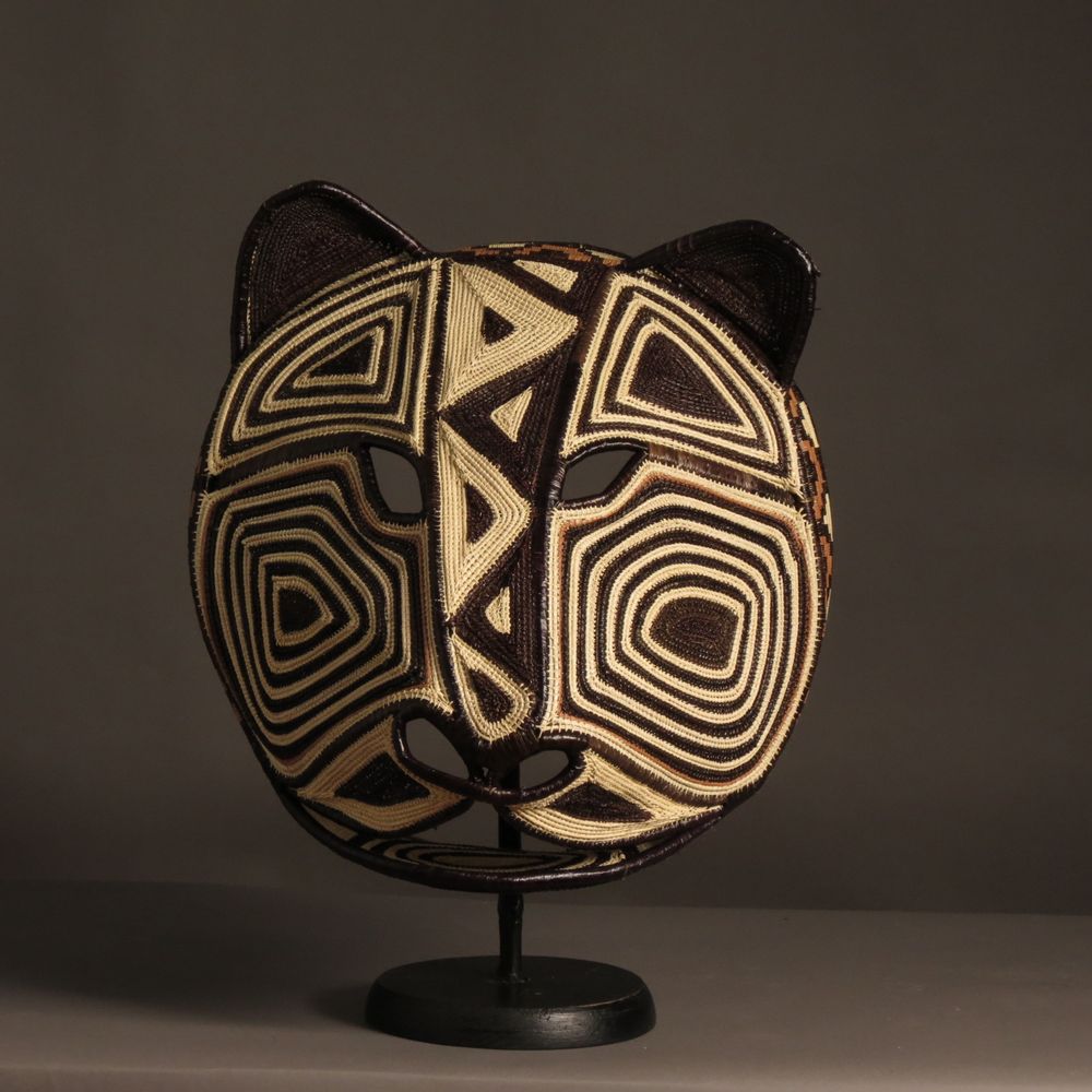 Objets de décoration - des masques et toujours plus de masques - ETHIC & TROPIC CORINNE BALLY