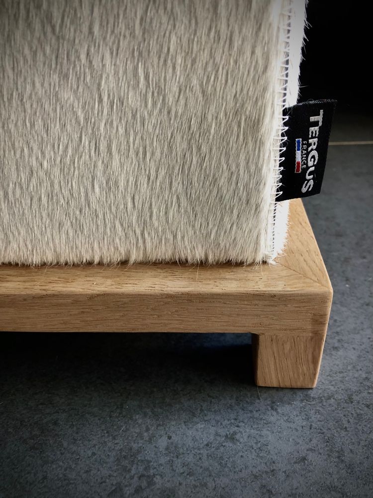 Ottomans - Pouf bois et peau de vache - TERGUS