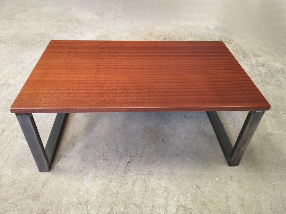 Tables basses - Table basse en acajou de type industriel - LIVING MEDITERANEO