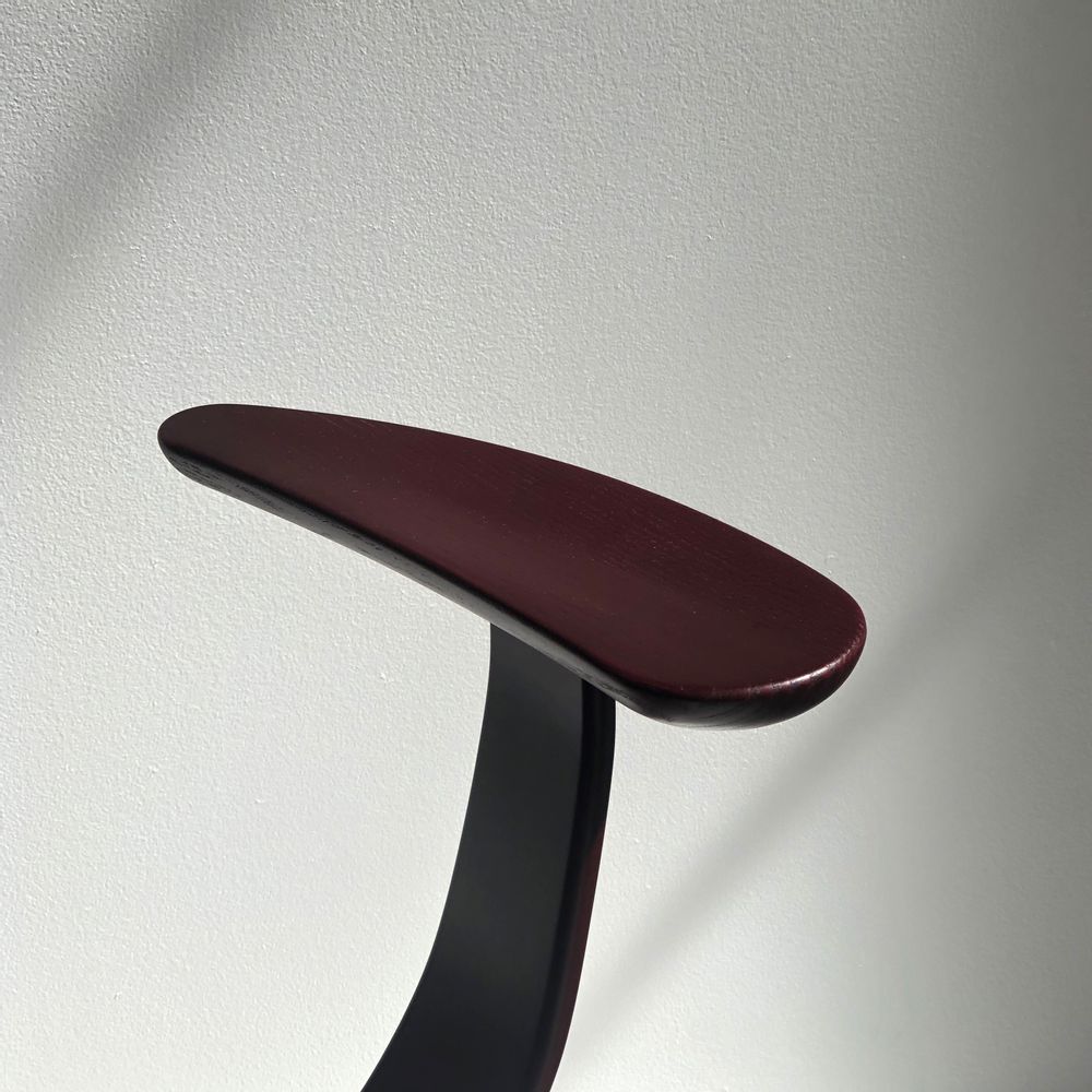 Office seating - Daiku armchair in stained ash wood by Victoria Magniant - VICTORIA MAGNIANT POUR GALERIE V