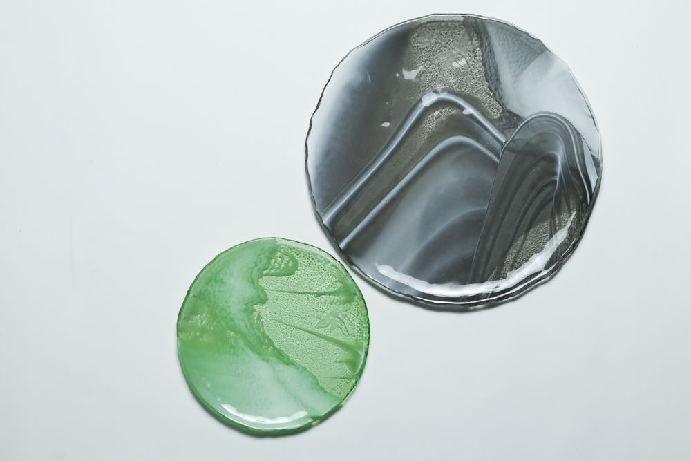 Formal plates - “Marble” Plate Ø28cm - VETROFUSO DI DANIELA POLETTI