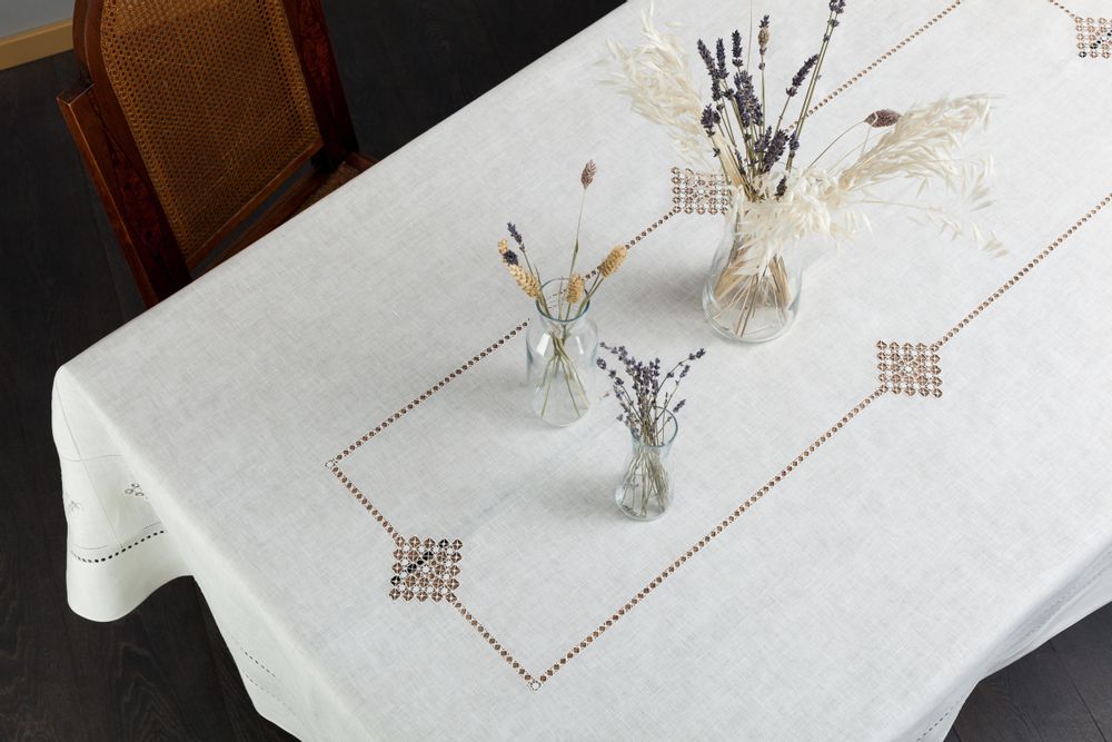 Table linen - Tablecloth 220 * 150 cm - KRESTETSKAYA STROCHKA