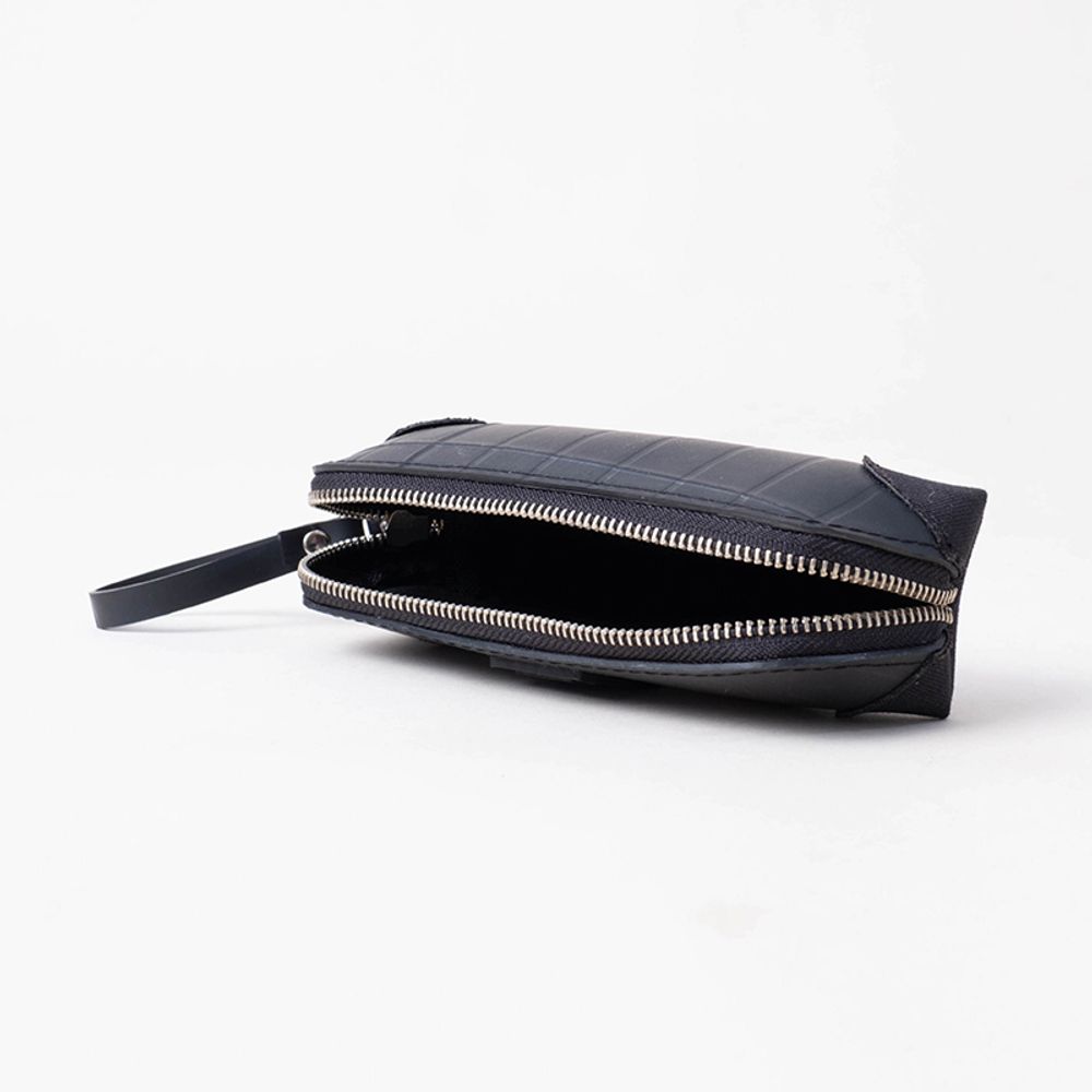 Papeterie bureau - Trousse à crayons « Tyre » - IWAS - THE ONLY WAY IS UP