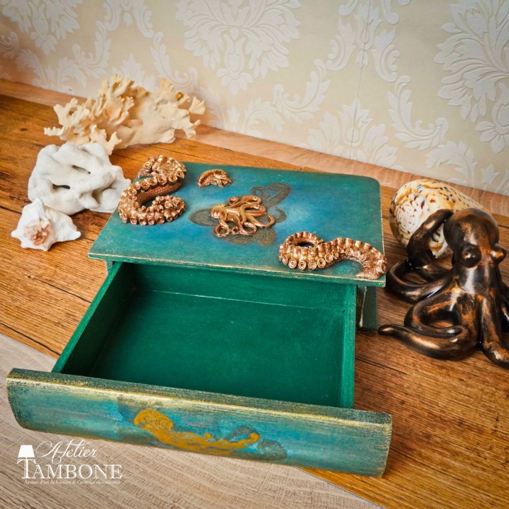 Objets de décoration - Boite livre Cthulhu - ATELIER TAMBONE