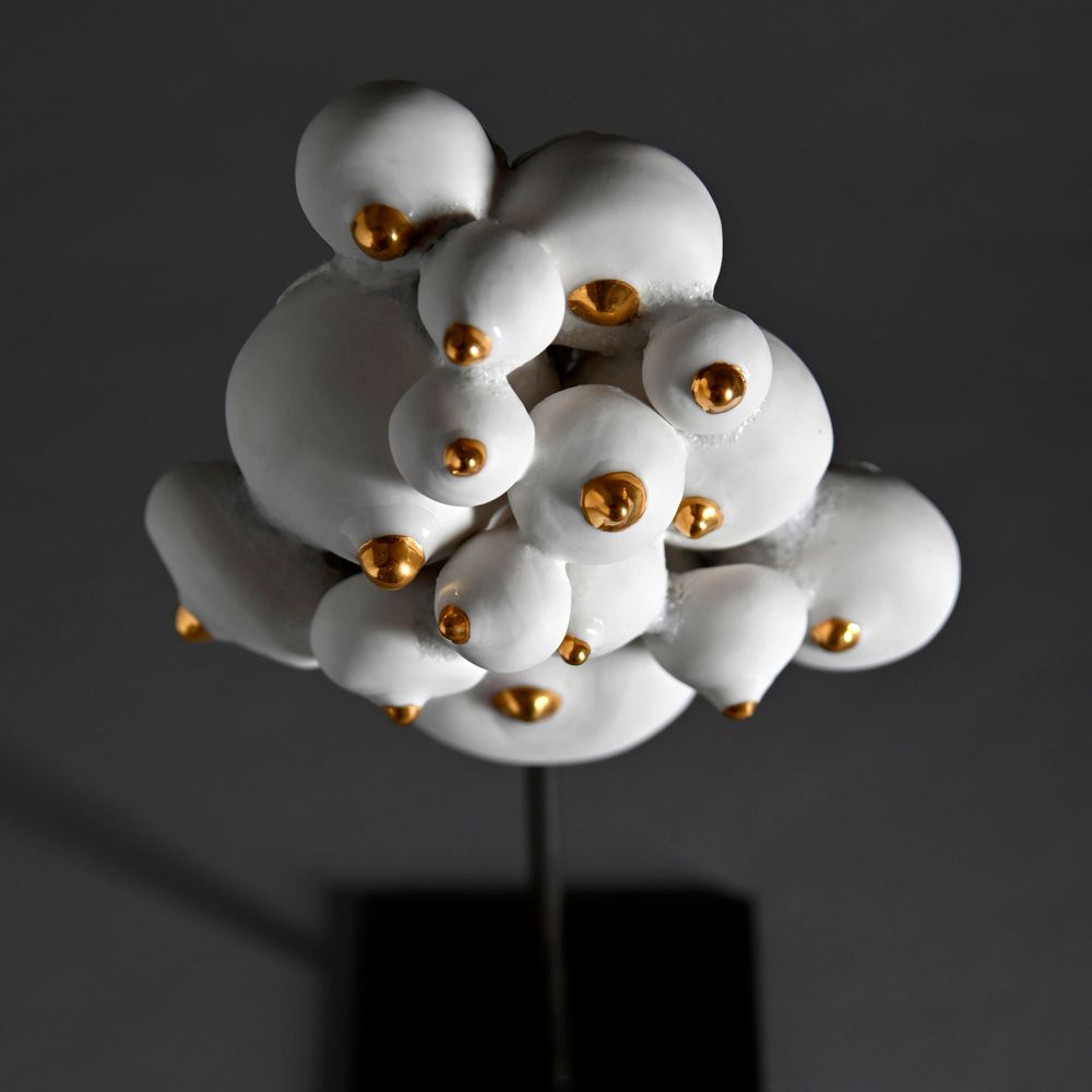 Sculptures, statuettes and miniatures - Breasts porcelain collection cluster - GUENAELLE GRASSI