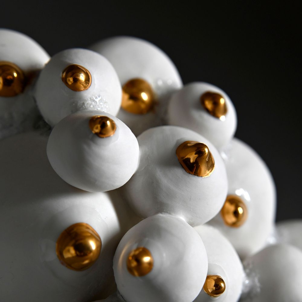 Sculptures, statuettes and miniatures - Breasts porcelain collection cluster - GUENAELLE GRASSI