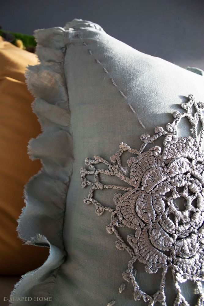 Comforters and pillows - EVENING SKY-CLOSE UP Cushion cover - E-SHAPED