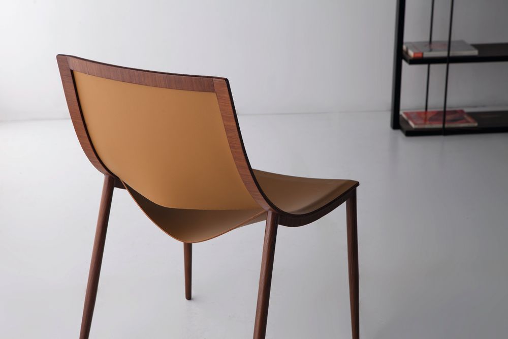 Chaises - Chaise SMILE - métal+cuir - DOIMO BRASIL