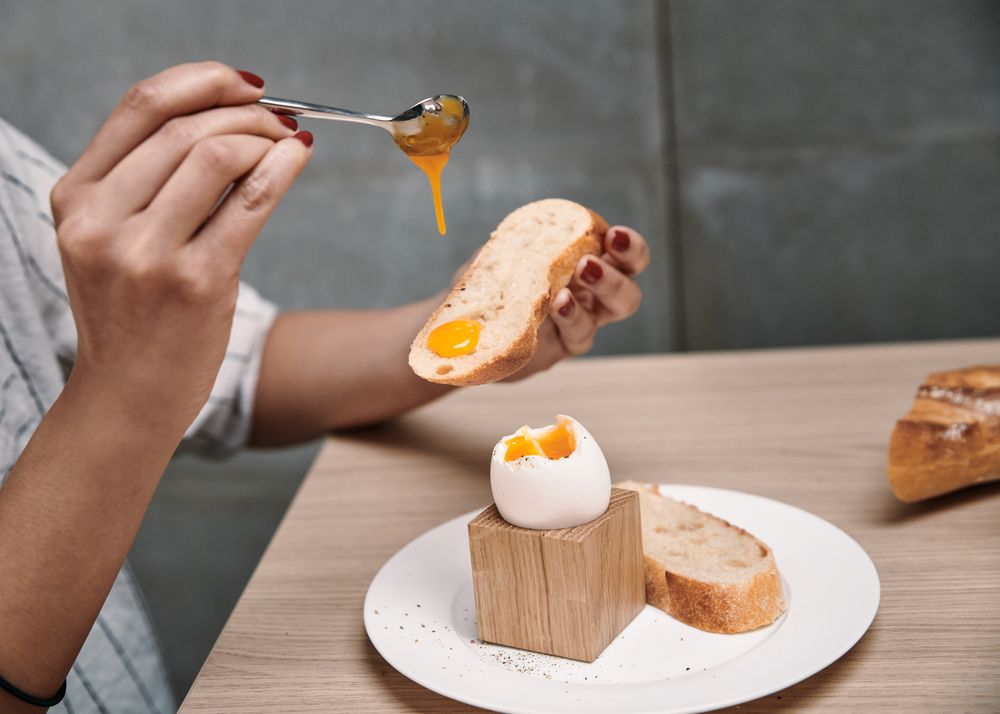 Kitchen utensils - Cube - Magnetic Egg Stand - CLAP DESIGN