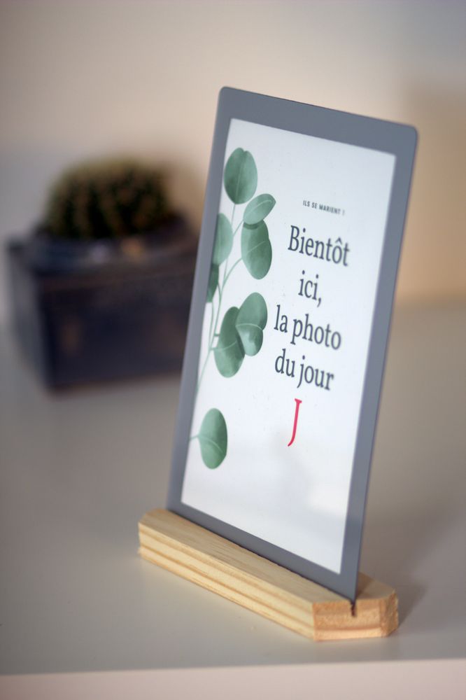 Gifts - SlimpyX frame for photos from 10x10 to 60x91.5 cm - SLIMPYX