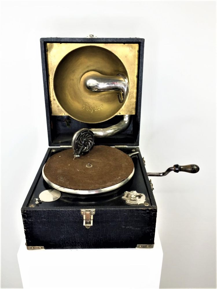 Objets de décoration - Phonographe dans sa valise - JD PRODUCTION - JD CO MARINE