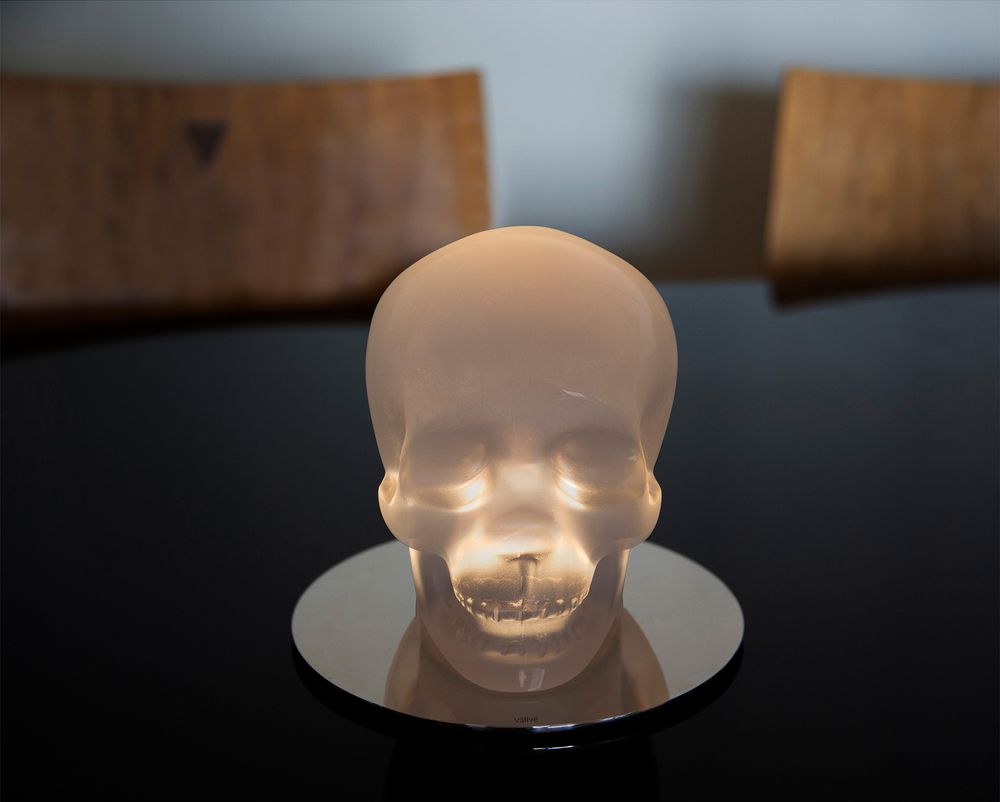 Desk lamps - Vintage Cranium Lamp - VALLVÉ