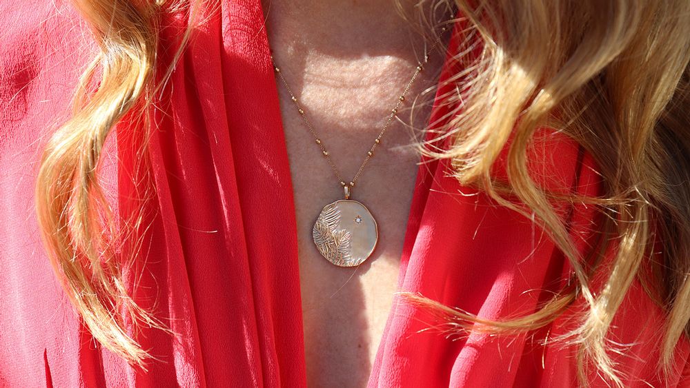 Jewelry - Foliage Medal Necklace - YLUME