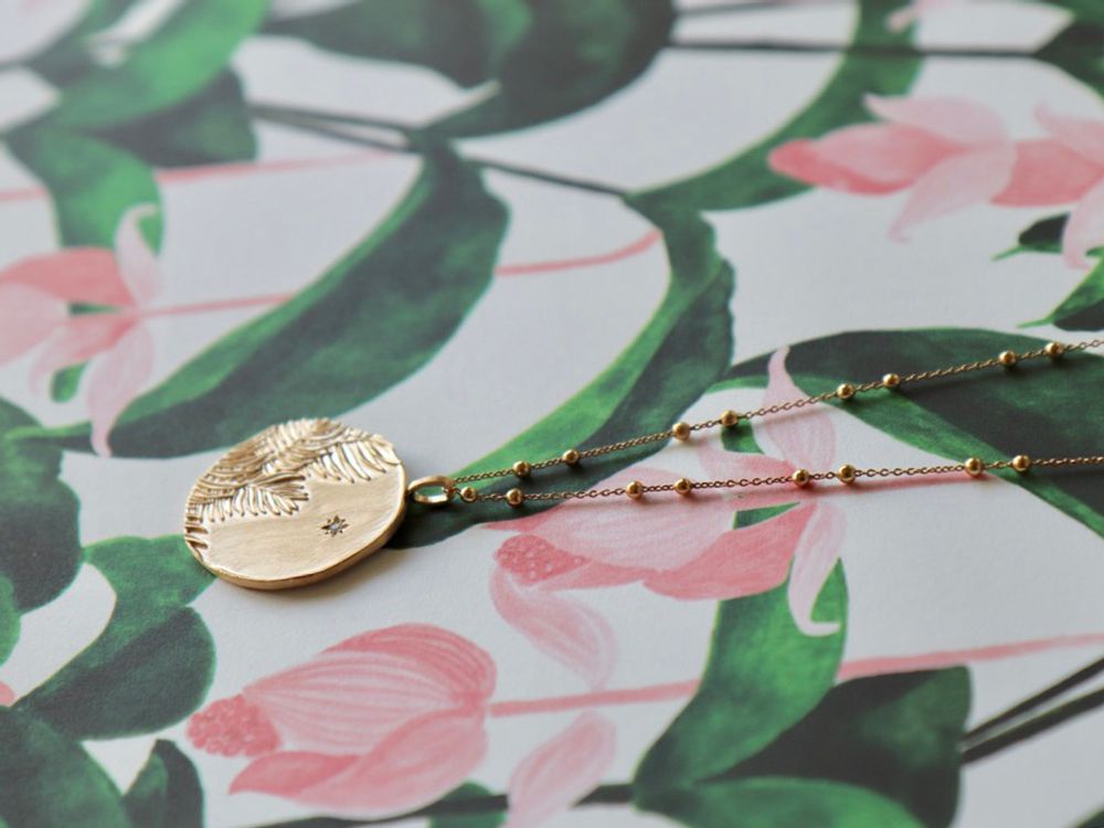 Jewelry - Foliage Medal Necklace - YLUME