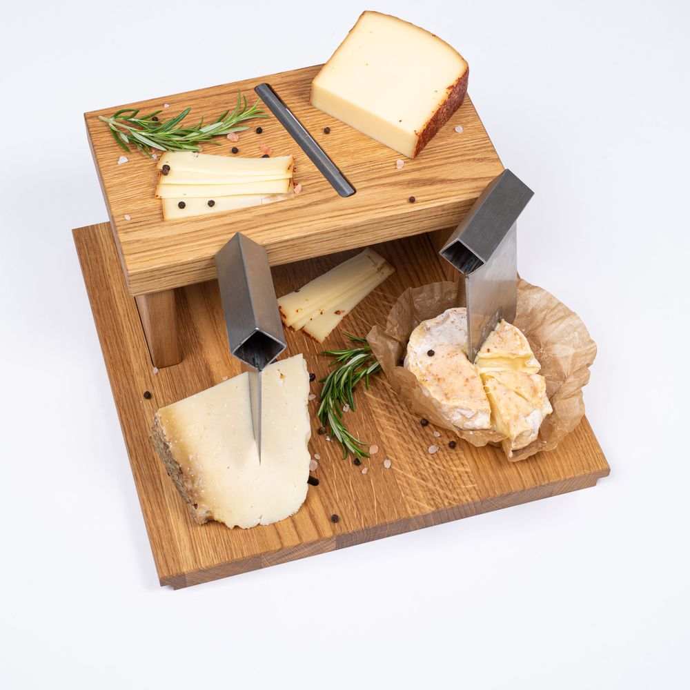 Wine accessories - Wooden board insert "Cheese board with design knife and cheese slicer" for "a la carte" design barbecue table - A LA CARTE DESIGN