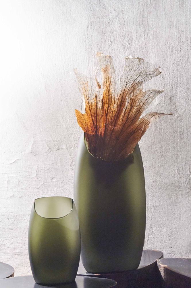 Vases - Flat half moon vase (small & Large) - 3,CO