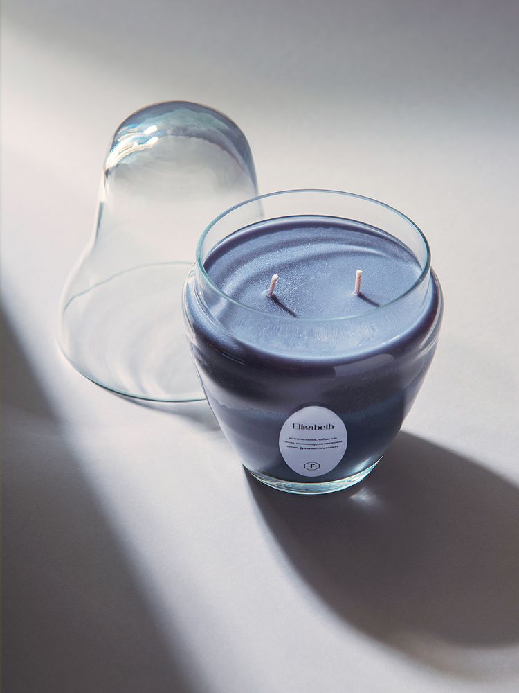Objets design - Bougie en cire de coco en verre soufflé à la main - Matriochka minimal - Femme Large Elisabeth - FLAME MOSCOW