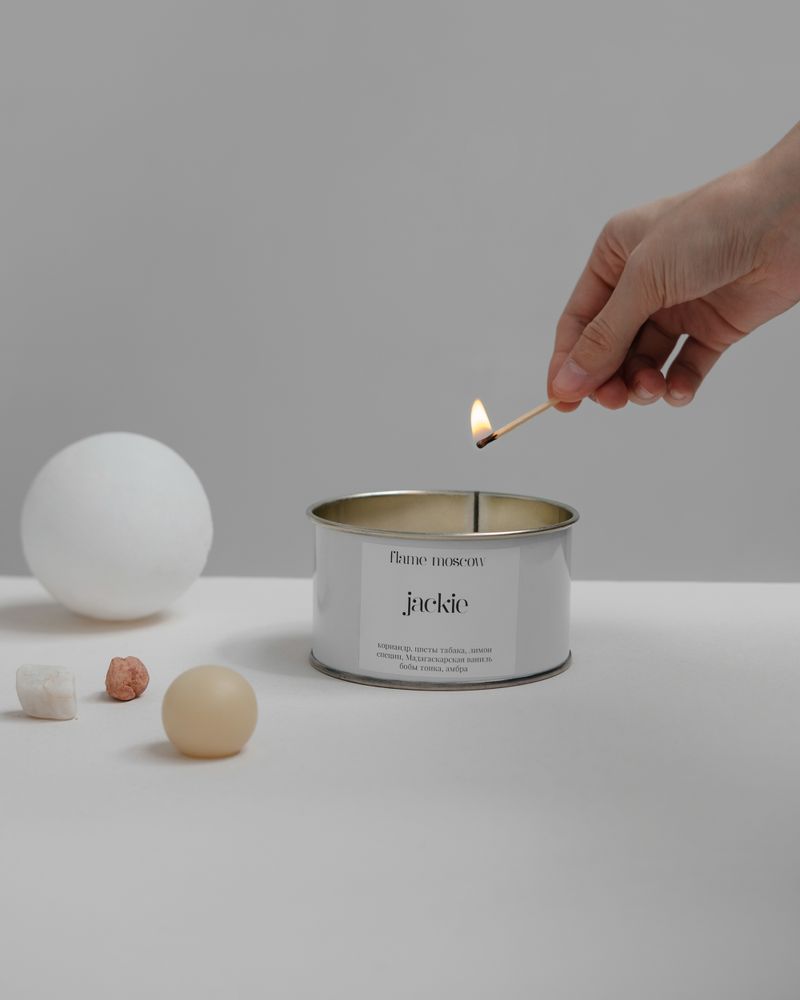 Other office supplies - White Metal signature candle - 350 gr - wide array of scents - FLAME MOSCOW