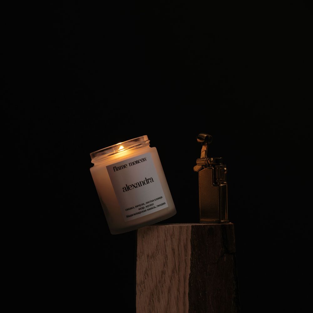 Papeterie bureau - Matte Candle - pot en verre bougie parfumée en cire de noix de coco 110gr - FLAME MOSCOW