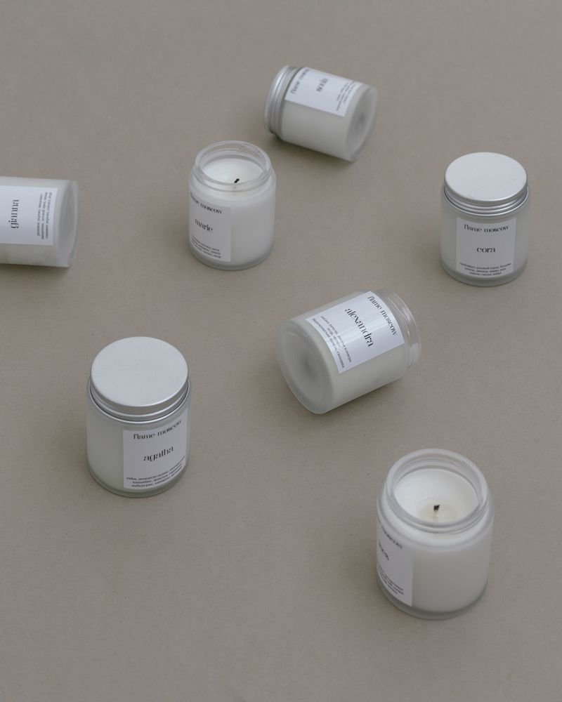 Papeterie bureau - Matte Candle - pot en verre bougie parfumée en cire de noix de coco 110gr - FLAME MOSCOW