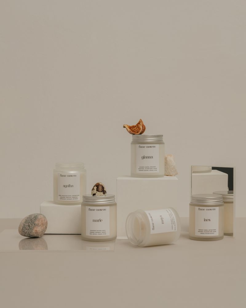 Papeterie bureau - Matte Candle - pot en verre bougie parfumée en cire de noix de coco 110gr - FLAME MOSCOW