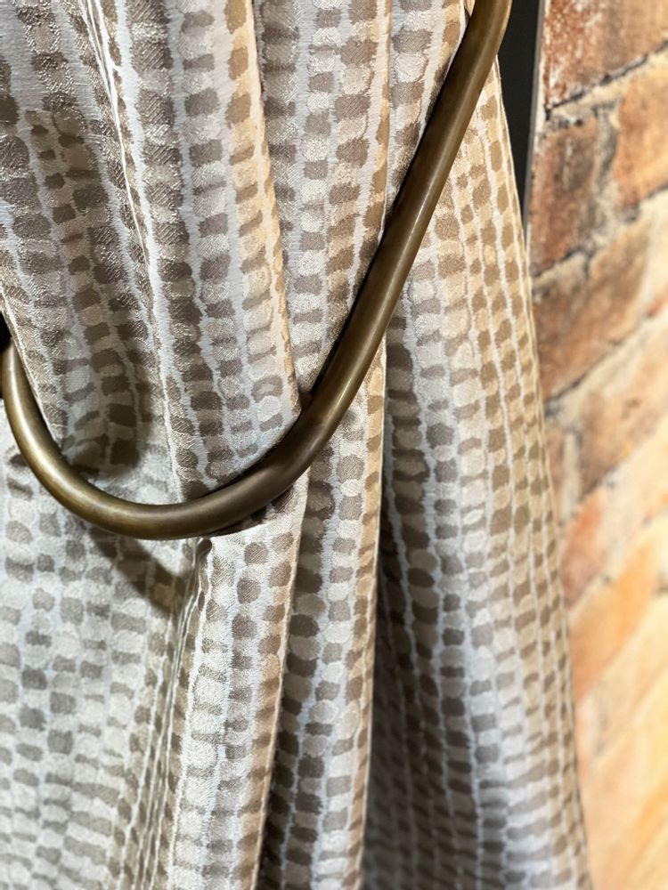 Curtains and window coverings - Silt Drapery & Curtain - KANCHI BY SHOBHNA & KUNAL MEHTA