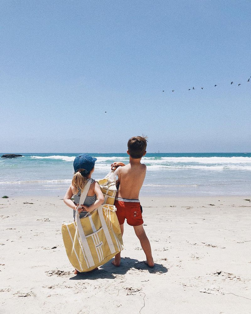 Bags and totes - BEACH BAG - BUSINESS & PLEASURE CO.