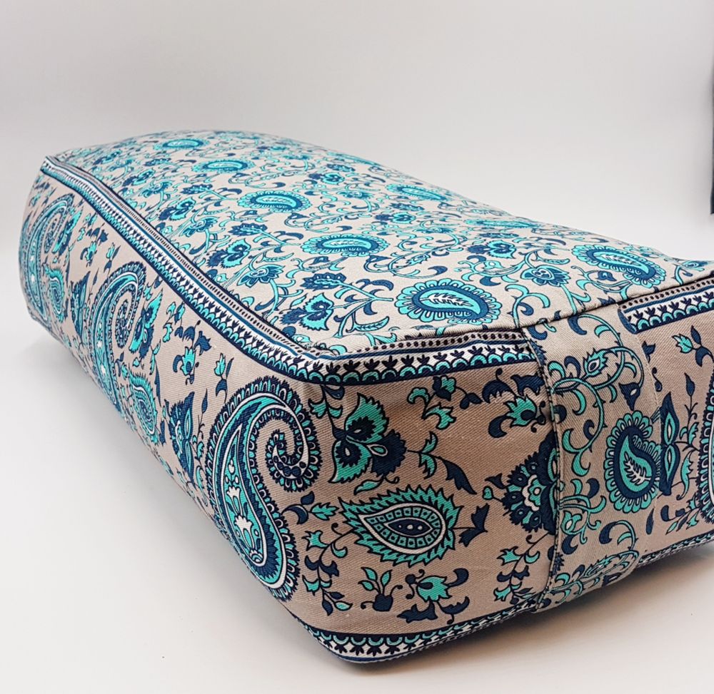 Comforters and pillows - Meditation Cushion "Flower Power" - BAGHI FAIR LIFESTYLE