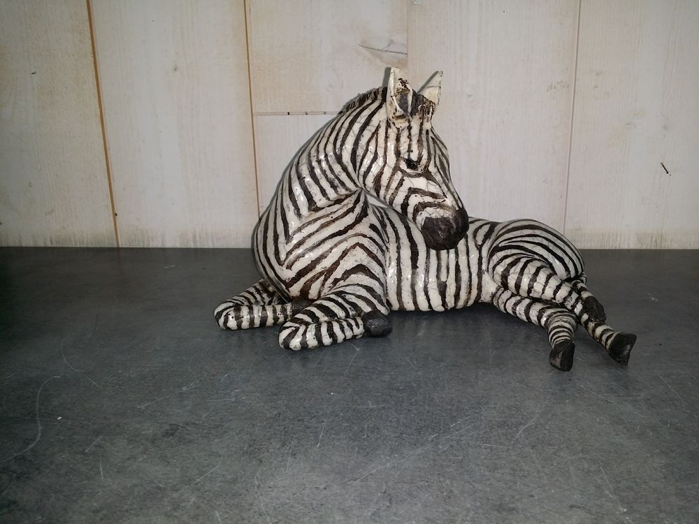 Pièces uniques - Zèbre: sculpture céramique Raku. - ANNE DE SAUVEBOEUF CERAMISTE