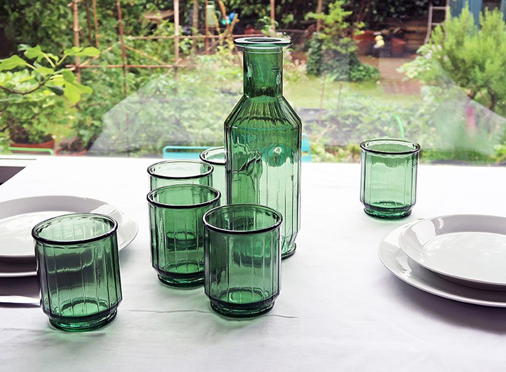 Food storage - Faceta: tumblers and decanters in 100% recycled glass - CAPVENTURE BV